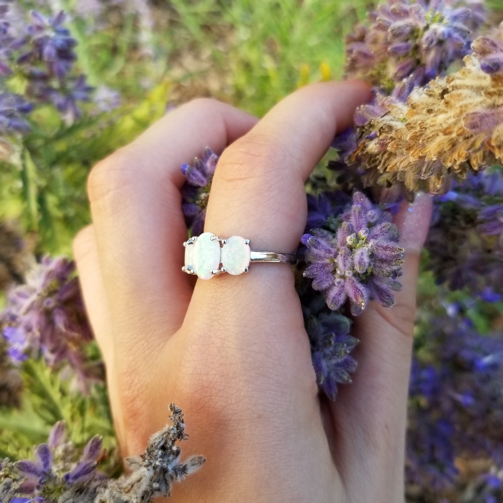 Antique Style Triple White Opal Ring - Picture 2 of 7